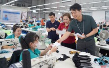 Một công ty may ở Hà Tĩnh chi 650 triệu đồng hỗ trợ tiền xăng cho 1.300 công nhân