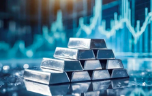 Quỹ bạc lớn nhất thế giới "xả kho" gần 800 tấn từ đầu tháng 3