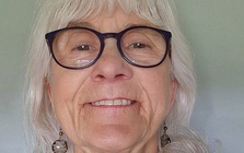 Người phụ nữ không bao giờ biết đau