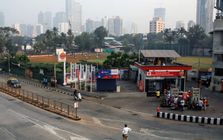 Đang trên đà vượt Đức và Nhật, nền kinh tế châu Á này bất ngờ chịu cú sốc từ xung đột Iran-Israel