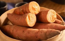 Người đàn ông 55 tuổi mắc tiểu đường ngày nào cũng ăn khoai lang, 5 tháng sau đi khám, bác sĩ vội hỏi: "Ông đã làm gì?"