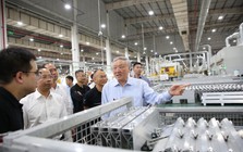 Thăm nhà máy VinFast, Phó Thủ tướng chỉ ra hướng đi tiên phong của Tập đoàn tỷ phú Phạm Nhật Vượng