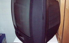 Tại sao ngày xưa mọi người thường vỗ vài cái để sửa TV bị nhiễu?