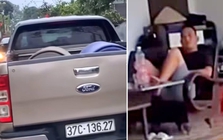 Đỗ ô tô bán tải chắn ngõ, chủ xe 37C-136.27 thản nhiên ngồi hiên nhà mặc kệ