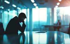 Gặp tai nạn xe 3 lần/năm, người đàn ông tưởng do xui xẻo, bác sĩ lại khẳng định: “Nguyên nhân đến từ 1 việc xảy ra mỗi đêm”