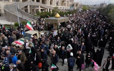 Nắm ‘át chủ bài’, Iran cứng rắn trước tối hậu thư của Mỹ