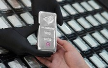 Ông Trump hoãn tấn công Iran, giá bạc lập tức quay đầu tăng