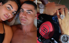 Đẳng cấp tỷ phú: Ronaldo lái "quái thú" 320 tỷ đi hẹn hò bạn gái "nghèo", đeo đồng hồ bằng giá cả căn biệt thự