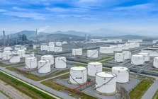 Nhà máy lọc dầu Dung Quất, Nghi Sơn đủ nguyên liệu sản xuất đến hết tháng 4