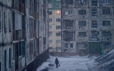 "Thành phố tận thế" nơi tuyết rơi xuống cũng có màu đen