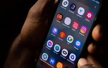 Loạt tài khoản bị chặn giao dịch, ngân hàng khuyến cáo gỡ ngay các ứng dụng sau