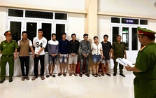 Cảnh sát bất ngờ kiểm tra một căn nhà, bắt Nguyễn Thị Trang Nương SN 1993