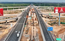 Cận cảnh cao tốc TP.HCM - Long Thành sau hơn nửa năm thi công mở rộng