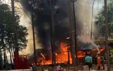 Cháy tại Khu kinh tế đêm Măng Đen