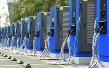 Đại gia may mặc bất ngờ muốn làm trạm sạc xe điện