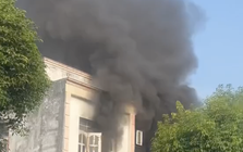 Cháy nhà 2 tầng ở TPHCM