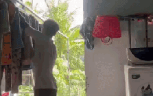 1 thanh niên phơi quần áo khiến cả cõi mạng choáng: 100 triệu người chỉ 1 người nghĩ ra!