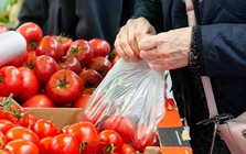 9 vật dụng nhà bếp quen thuộc đắt tiền, đẹp mắt mấy cũng đừng tái sử dụng kẻo tự rước hại vào thân