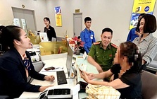 Người phụ nữ bán vàng rồi đến ngân hàng chuyển tiền: Vì sao nhân viên SHB từ chối giao dịch, mời công an?