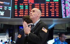 Chứng khoán Mỹ chìm trong sắc đỏ giữa lo ngại xung đột Trung Đông kéo dài: Dow Jones có lúc mất hơn 1.200 điểm, Nasdaq và S&P 500 giảm hơn 2% nhưng đều phục hồi