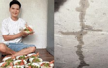 Nấu tôm hùm, vịt quay đãi thợ xây trong 3 tháng, mới dọn vào ở đã nứt trần, mưa dột xối xả: TikToker miền Tây "khóc ròng"!