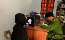 Sau khi chuyển khoản 1 tỷ đồng từ tài khoản cá nhân, một đại diện doanh nghiệp tại Hà Nội phải đến công an trình báo