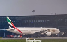Cận cảnh máy bay 'nhà giàu' Trung Đông đang tránh chiến sự ở Nội Bài