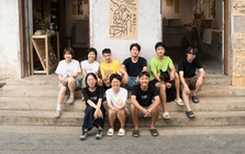 Người trẻ Trung Quốc chạy khỏi cuộc sống chấm công, tắc đường, "như trong cái hộp", cắm rễ ở thôn quê