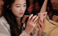 Đêm muộn vẫn nhận được tin nhắn công việc: Người EQ cao không tức giận hay mặc kệ mà thường phản hồi tinh tế theo 5 cách này