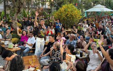 Phải đóng cửa 5 ngày, quán cafe của ông hoàng nhạc Việt đình đám một thời "thất thủ" khi mở lại