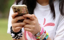 Công nghệ 7/3: AI Việt được ưa chuộng, Indonesia cấm trẻ dùng mạng xã hội