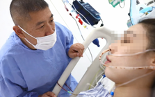 Nữ nhân viên văn phòng 40 tuổi mắc cùng lúc 3 loại ung thư: Bác sĩ cảnh báo thói quen mỗi đêm của nhiều người có thể phá vỡ hệ miễn dịch