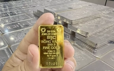 Người mua vàng bạc lỗ nặng