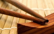 Cảnh báo đặc biệt với những gia đình đang dùng đũa gỗ