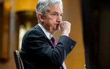 Giá dầu tăng vọt lên gần 120 USD/thùng, kỳ vọng Fed hạ lãi suất cũng lao dốc mạnh