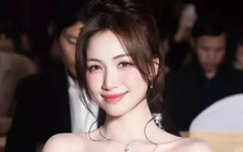 Bị khán giả nhắc nhở, Hòa Minzy nói sẽ hạn chế khoe bạn trai