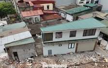 Đường mới mở từ Tam Trinh - Giải Phóng xuất hiện nhà 'mỏng méo'