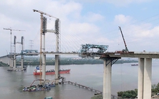 Việt Nam sắp hoàn thành cây cầu dây văng sở hữu nhịp chính 300m, tĩnh không thông thuyền cao kỷ lục chưa từng có trong lịch sử