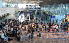 Từ 10.4, khách Việt chính thức được đi lối riêng khi đến sân bay Đà Nẵng