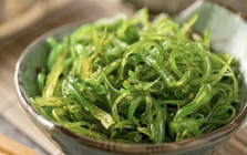 Không phải cứ gắn mác healthy là an toàn: Cẩn trọng với những món ăn có thể gây hại tuyến giáp