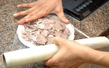 Cảnh báo đặc biệt đến các gia đình đang bọc thức ăn bằng màng bọc thực phẩm