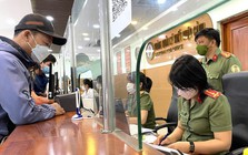 Cục Thuế thông báo: Những người có tên sau ở TPHCM, Hà Nội và một số địa phương khác bị tạm hoãn xuất cảnh