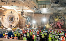 Thiết kế riêng cho tuyến metro hơn 34.000 tỷ đồng, 'quái vật' 850 tấn từ Đức chính thức đào thông 4km hầm dưới lòng Hà Nội