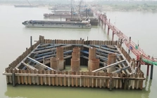 Cận cảnh cọc khoan nhồi của cầu Hồng Hà