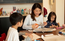 Đừng ép mình làm cha mẹ hoàn hảo, chỉ cần kiên trì 5 điều này con sẽ tự khắc ưu tú