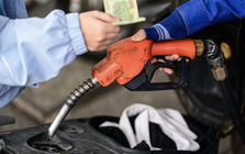 Từ ngày mai, hàng triệu người dân Việt Nam sẽ chứng kiến một tin vui lớn về xăng dầu