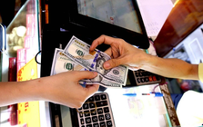 Công an cảnh báo tới người dân sử dụng hộ chiếu, CCCD đi mua ngoại tệ vì mục đích sau