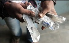 Vụ hàng trăm trẻ em nhiễm HIV và nghi vấn gây sốc trong bệnh viện công ở Pakistan: Thứ này có bị dùng lại?