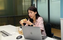 Được sếp cảm ơn, người bình thường đáp “không có gì”, người EQ cao khéo léo ghi điểm trong mắt lãnh đạo bằng 3 câu