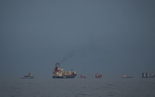 Pháp và Anh thúc đẩy khai thông eo biển Hormuz, bao gồm giải pháp quân sự